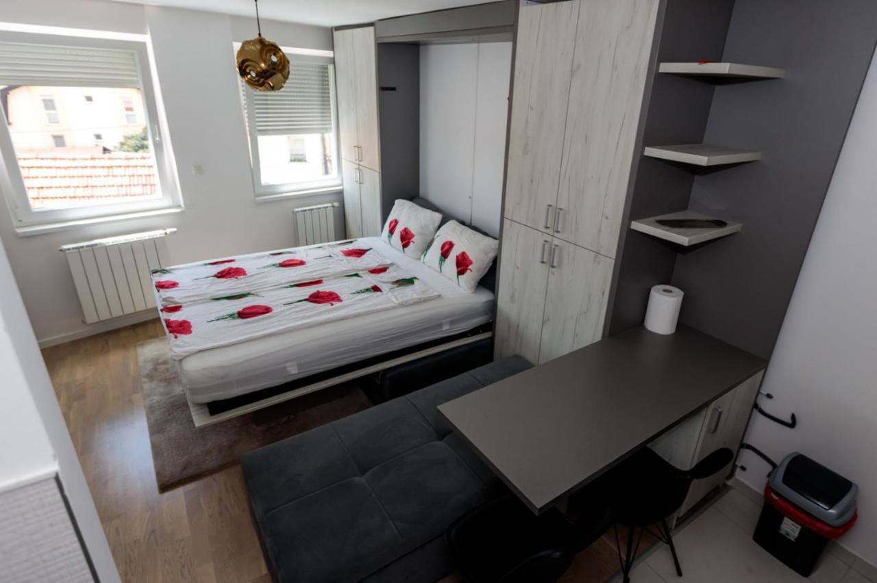 טוזלה Apartman Skver מראה חיצוני תמונה